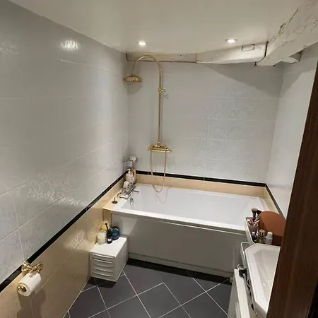 Appartement 4br Exclusivist With Modern Art *
